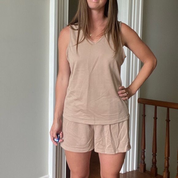 Matching set nude - Picture 3 of 3